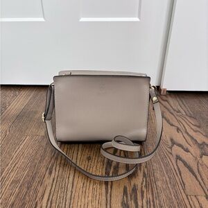 Vera Pelle Made in Italy Genuine Leather Taupe Saffiano Leather Crossbody Bag